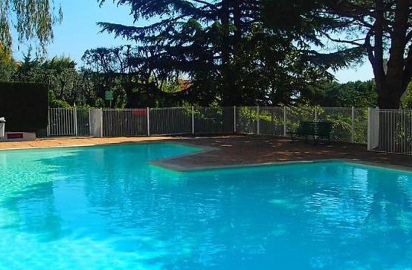 Studio A Nice Avec Piscine المظهر الخارجي الصورة